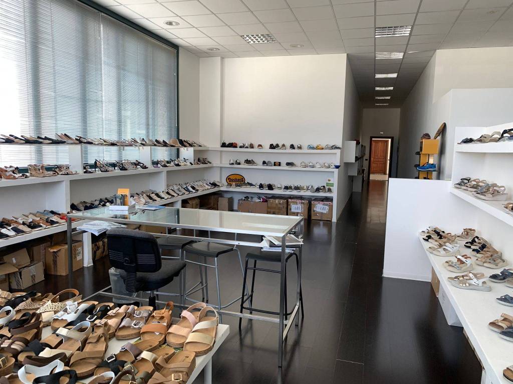 Loft / open space a Marcianise - Foto 5