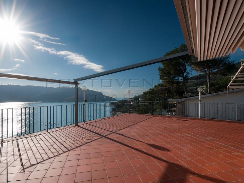 Attico / mansarda a Portovenere in Via Giuseppe Garibaldi, 200 - Foto 3