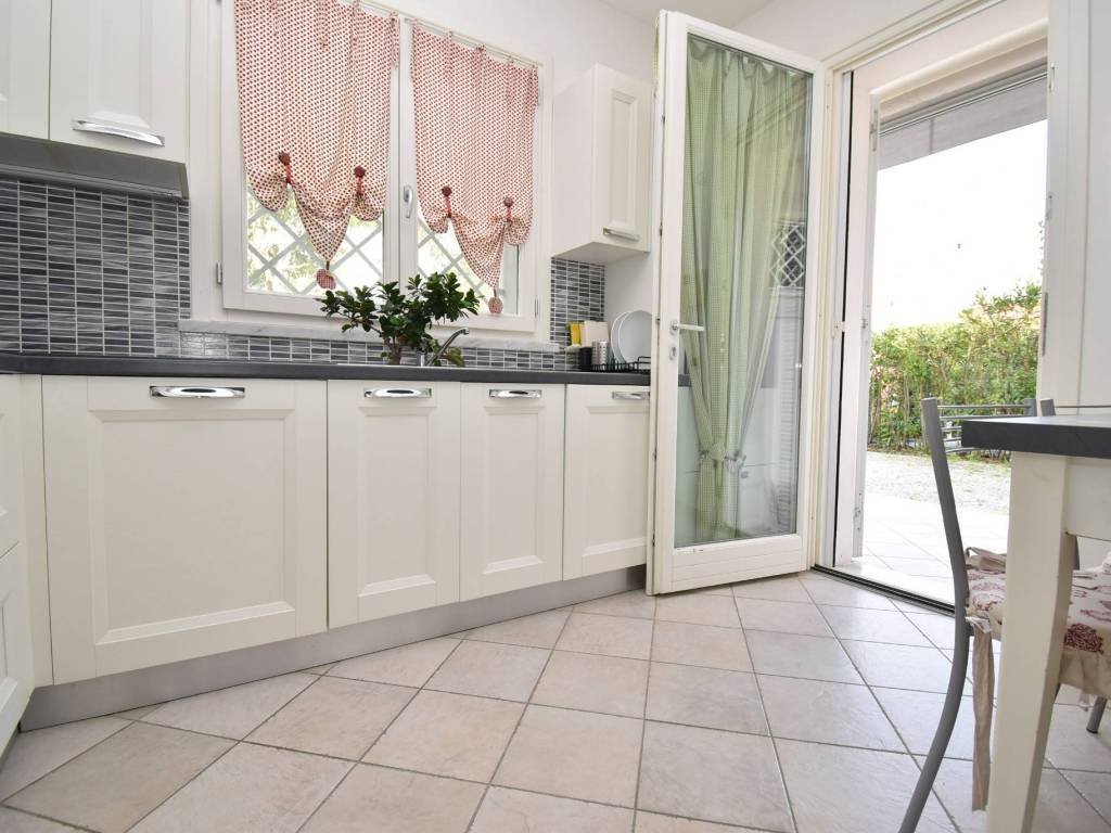 Villa a Forte dei marmi in Via Alfredo Catalani - Foto 3