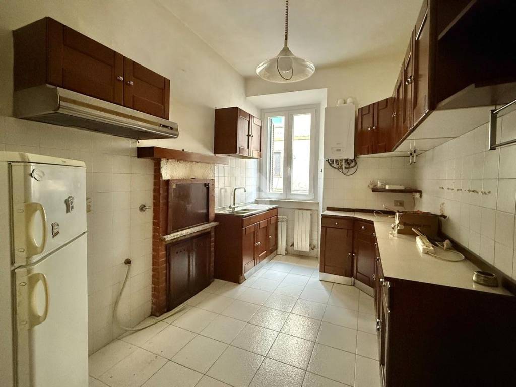 Appartamento a Viterbo in Via Pinzi, 5 - Foto 4