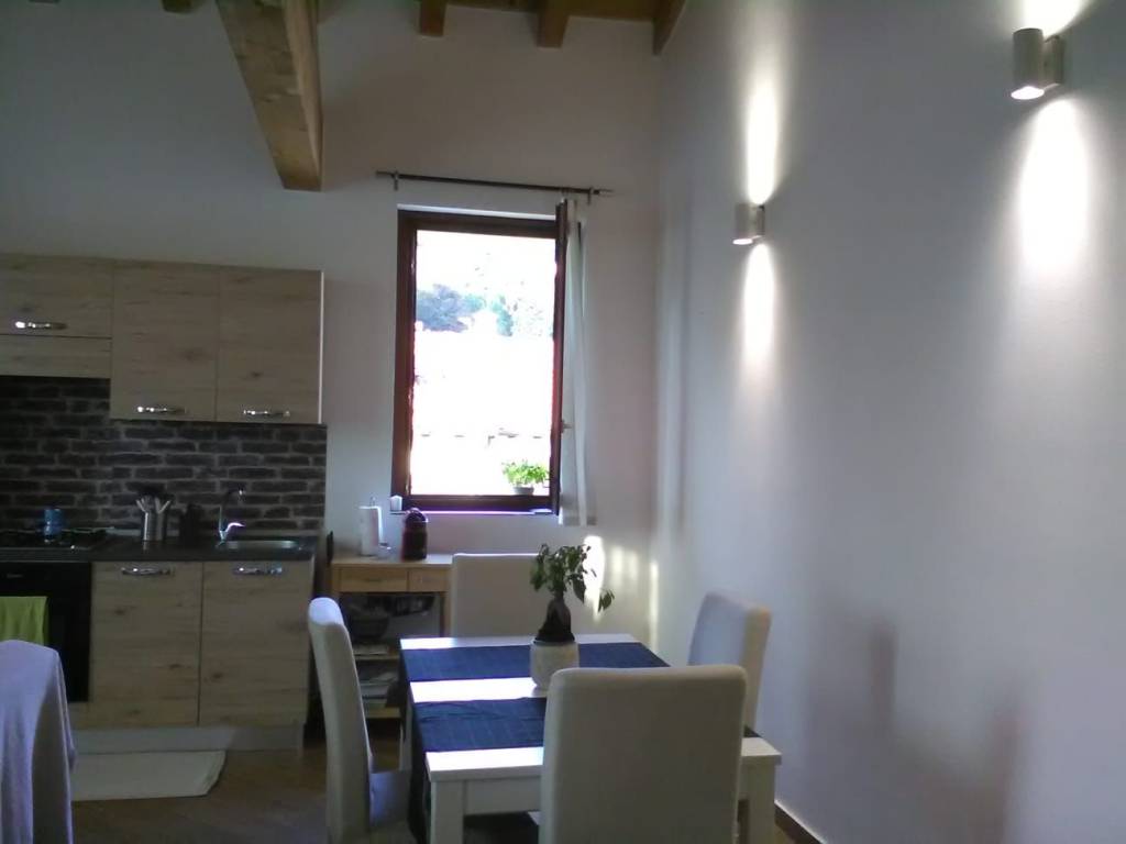 Appartamento a Casciago in Via Trieste, 5 - Foto 3