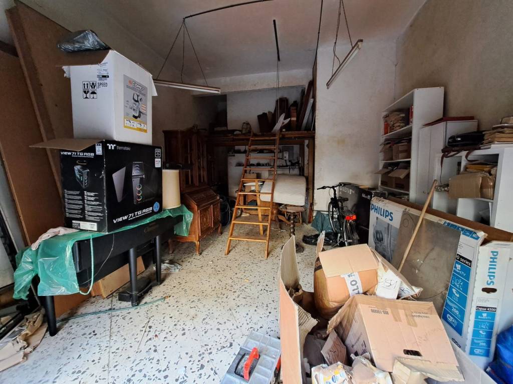 Box / garage a Salerno in Via Trento - Foto 4