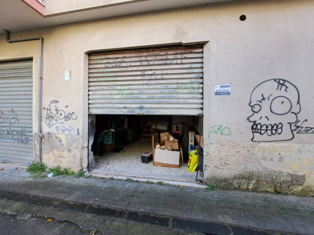 Box / garage a Salerno in Via Trento - Foto 5