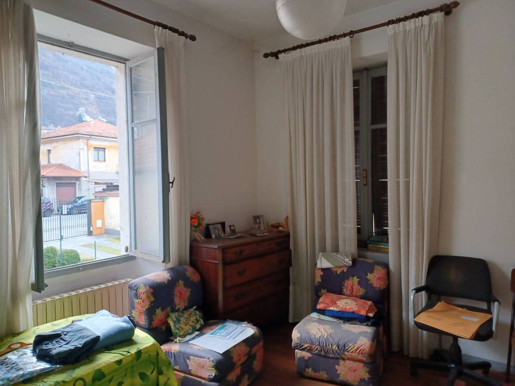 Casa indipendente a Omegna in Via Alessandro Manzoni - Foto 2