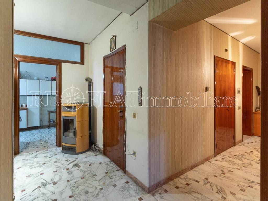 Casa indipendente a Osimo in Piazza Boccolino da Guzzone, 17 - Foto 5