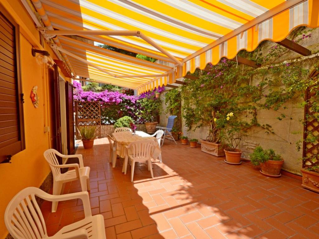Appartamento a Marciana marina in Viale Aldo Moro, 7 - Foto 3