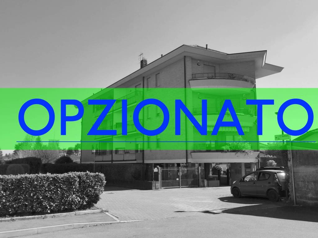 Appartamento a Cairate in Via Cesare Battisti - Foto 2