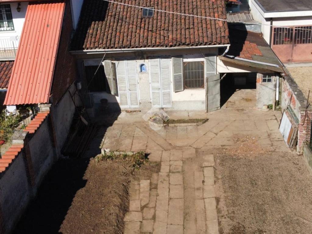 Casa indipendente a Vinovo in Via Carignano, 24 - Foto 2