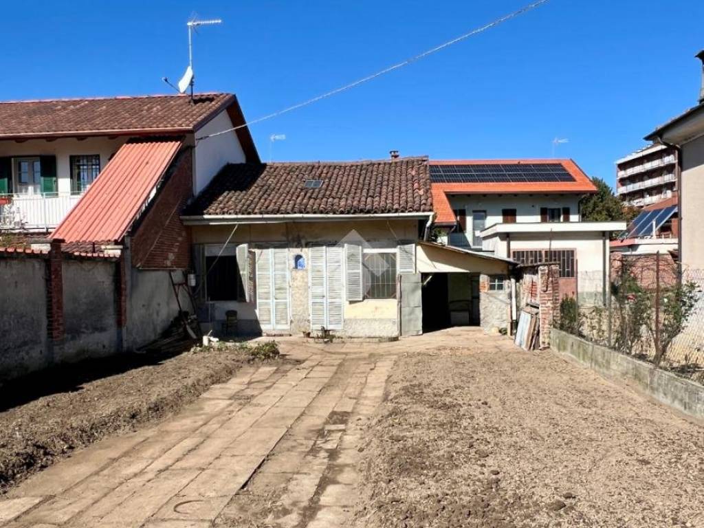 Casa indipendente a Vinovo in Via Carignano, 24 - Foto 4