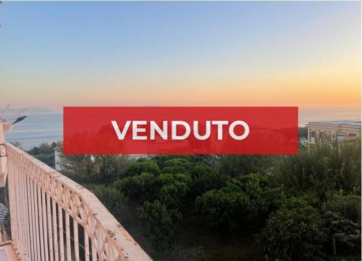 Appartamento a Napoli in Via Posillipo, 69 - Foto 1