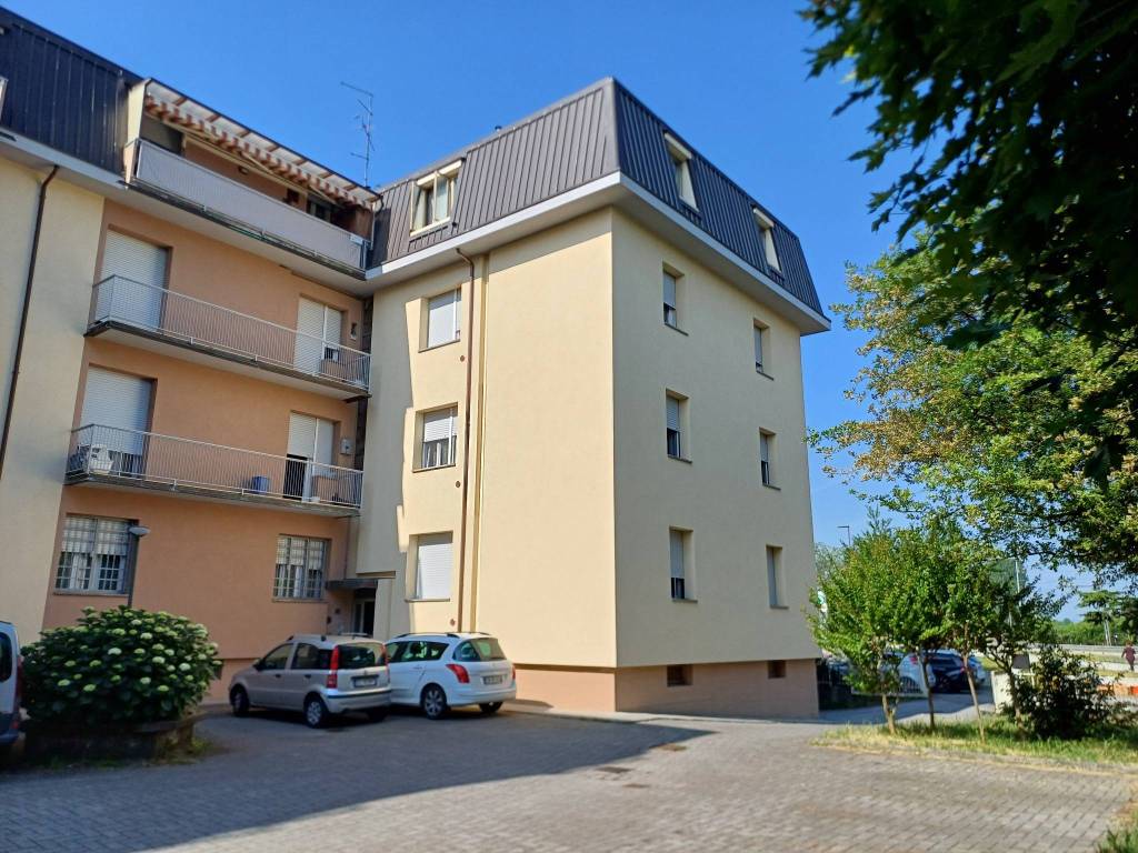 Appartamento a Valsamoggia in Via Provinciale, 282 - Foto 2