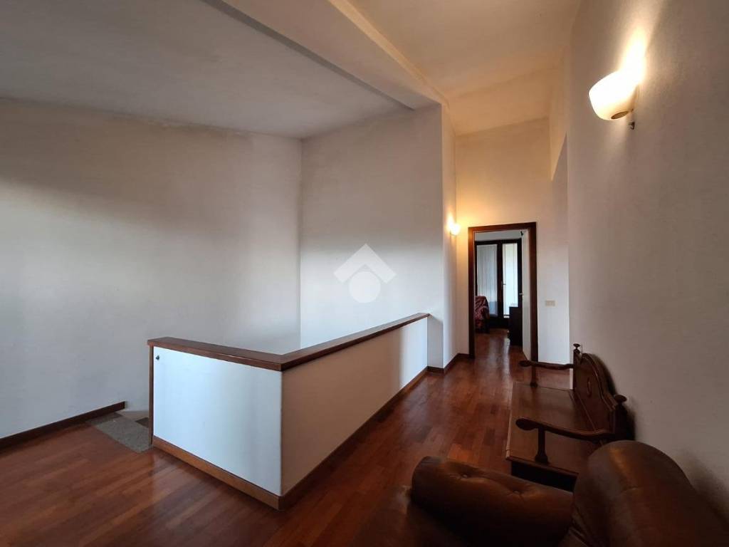 Villa a Follo in Via Europa, 57 - Foto 5