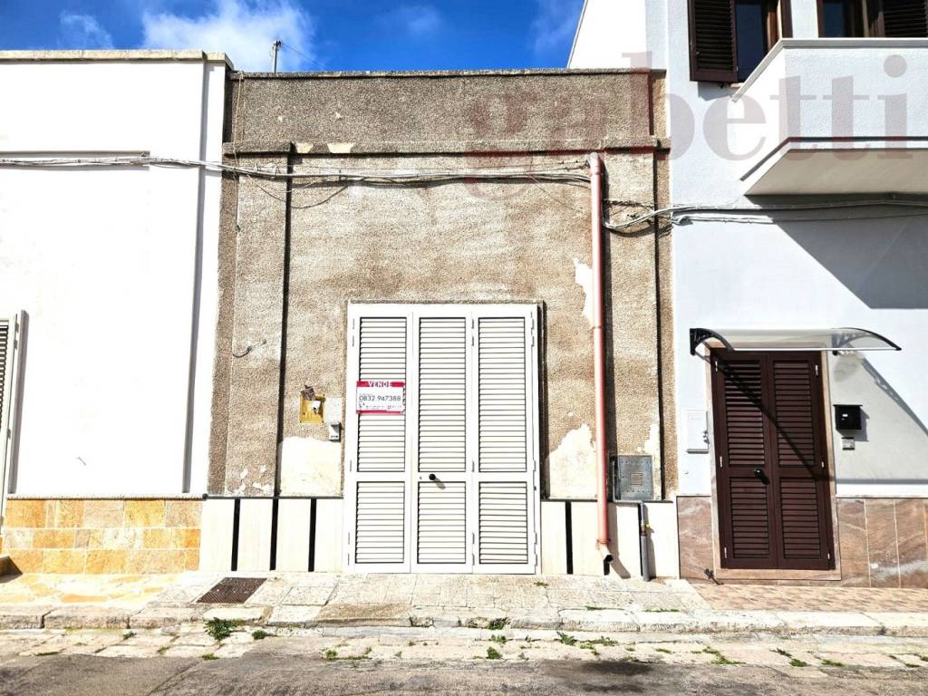 Casa indipendente a Copertino in via Silvio Pellico - Foto 2