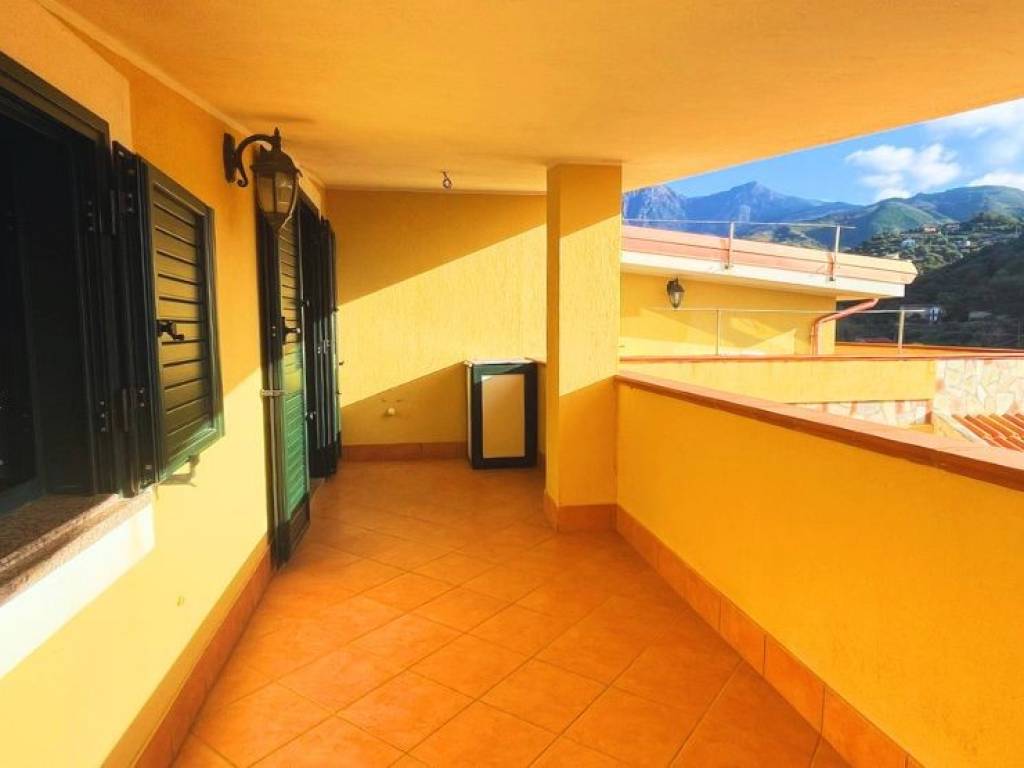 Attico / mansarda a Belvedere marittimo in Via Sant'Antonio Abate - Foto 3