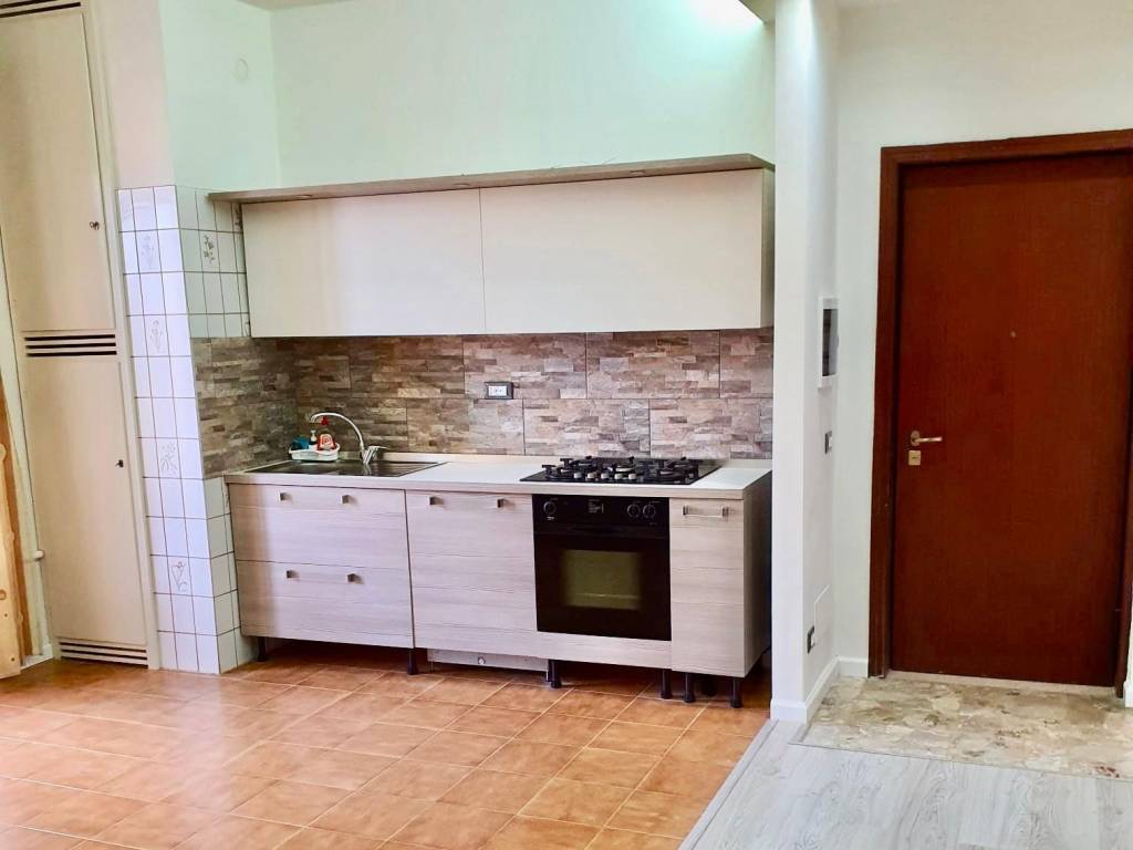 Appartamento a Piacenza in Via Erasmo Malvicini - Foto 4