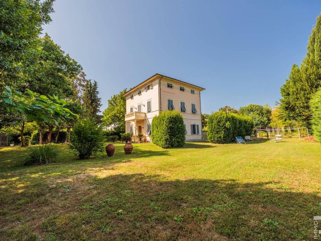 Villa a Porcari in Via Stazione - Foto 3