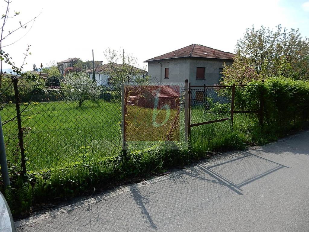 Terreno a Leggiuno in Via XXIV Maggio - Foto 4