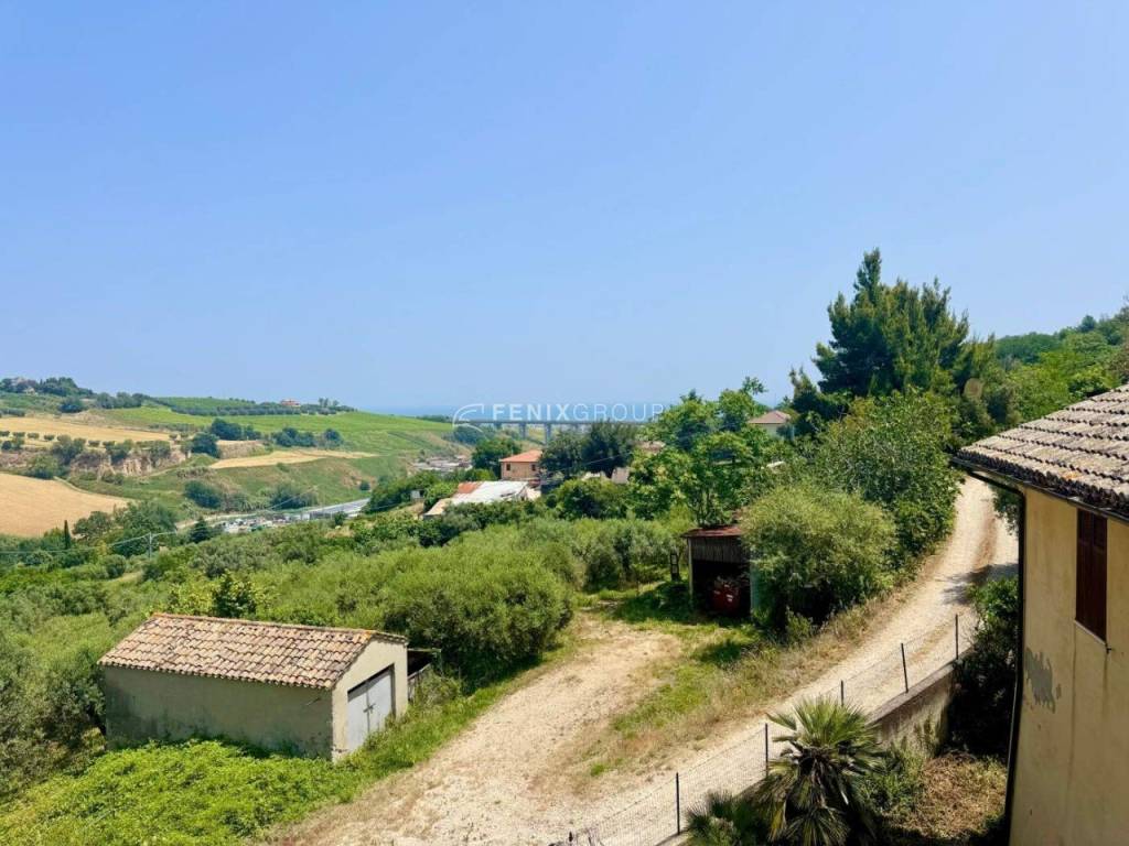 Villa a San benedetto del tronto in CONTRADA MONTERENZO, 14 - Foto 3