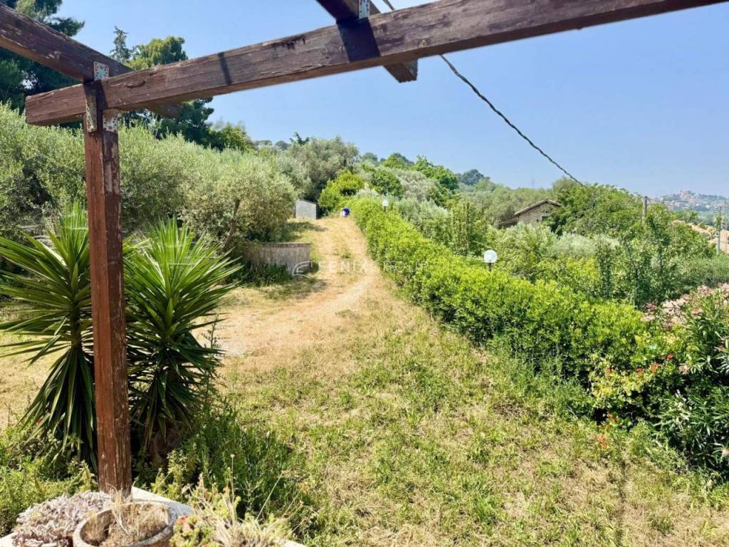 Villa a San benedetto del tronto in CONTRADA MONTERENZO, 14 - Foto 5