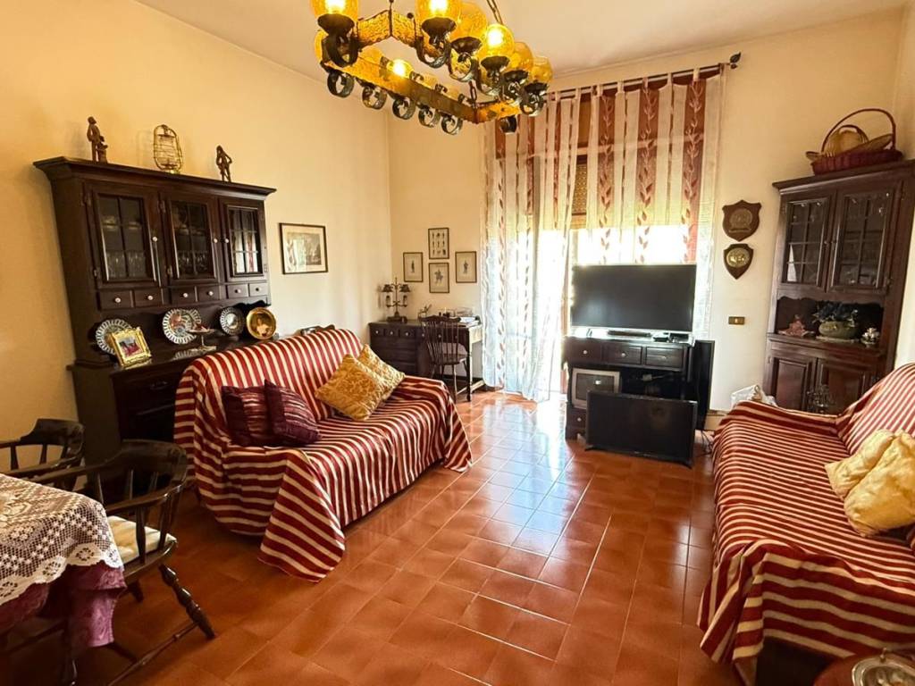 Appartamento a Contrada in Via Nazionale Centro - Foto 2