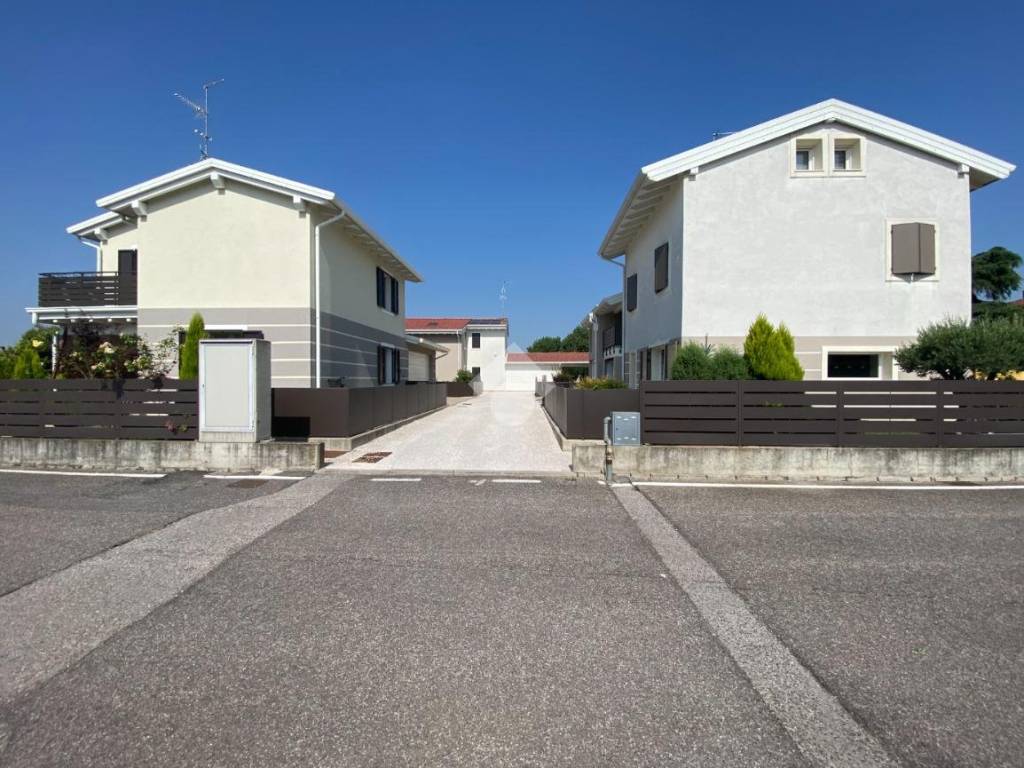 Villa a Isola della scala - Foto 2