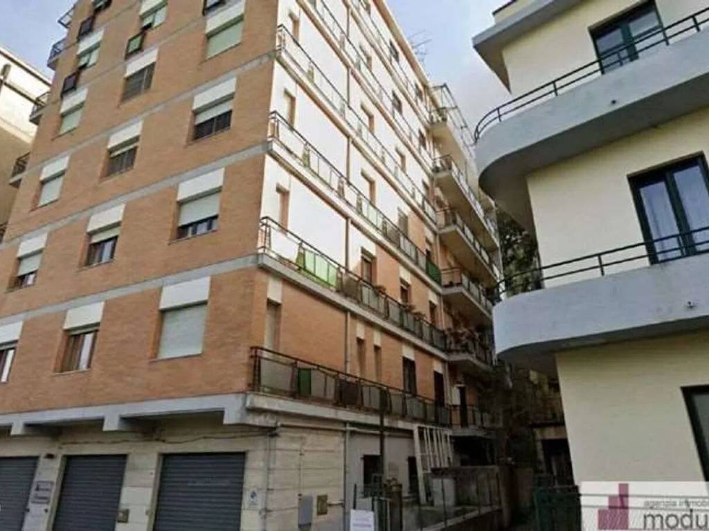 Immobile a Catanzaro in Quartiere Centro Storico - Foto 2
