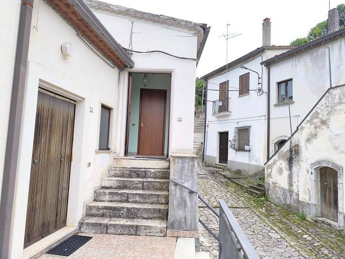 Appartamento a Gesualdo in Via Discesa Neviera - Foto 3