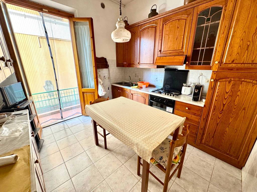 Appartamento a Montevarchi in Via Sante Tani - Foto 4