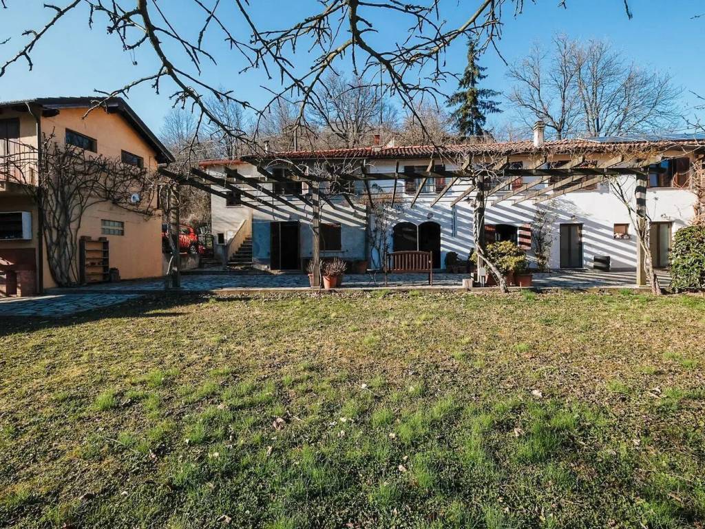 Villa a Cairo montenotte in Strada Cummi, 9 - Foto 4