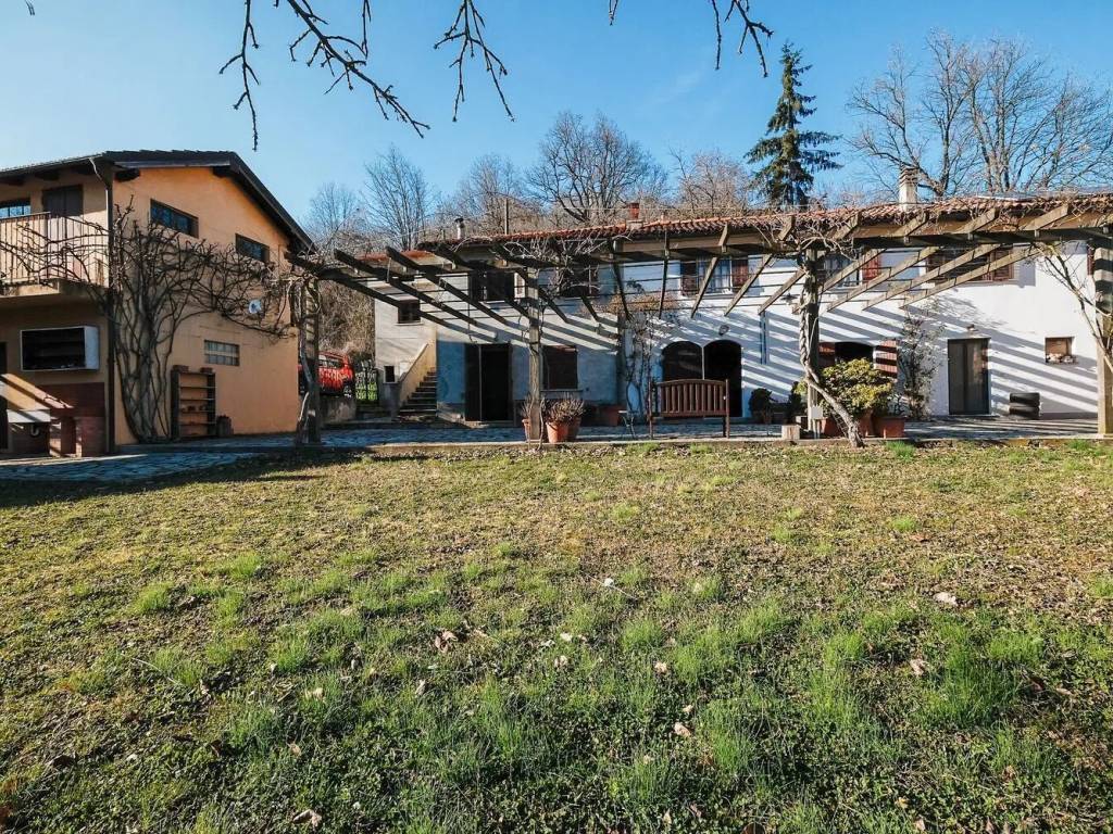 Villa a Cairo montenotte in Strada Cummi, 9 - Foto 5
