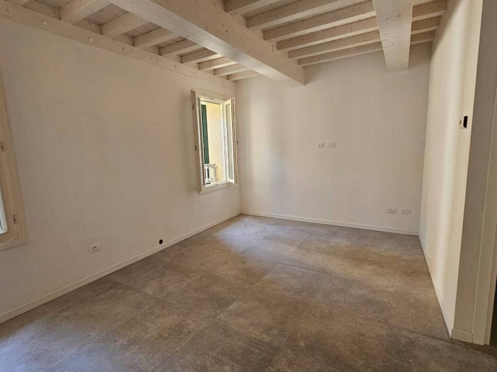 Appartamento a Carpi in Piazzale Bernardino Ramazzini, 35 - Foto 2