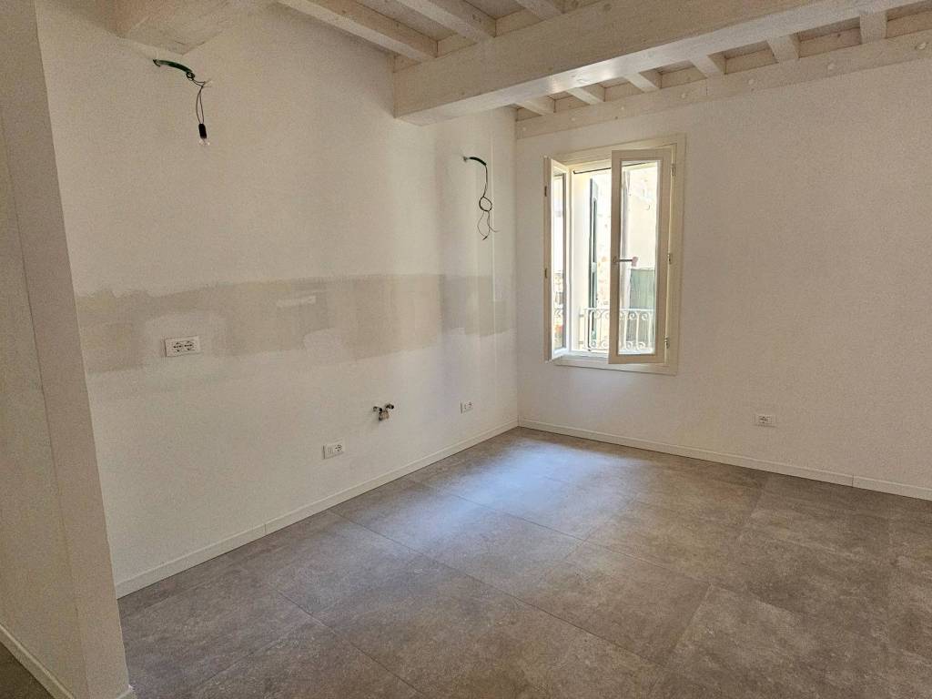 Appartamento a Carpi in Piazzale Bernardino Ramazzini, 35 - Foto 3