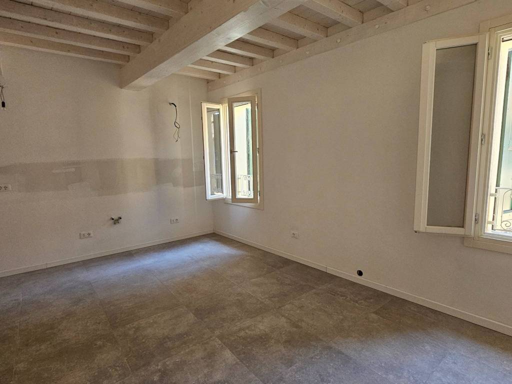 Appartamento a Carpi in Piazzale Bernardino Ramazzini, 35 - Foto 4