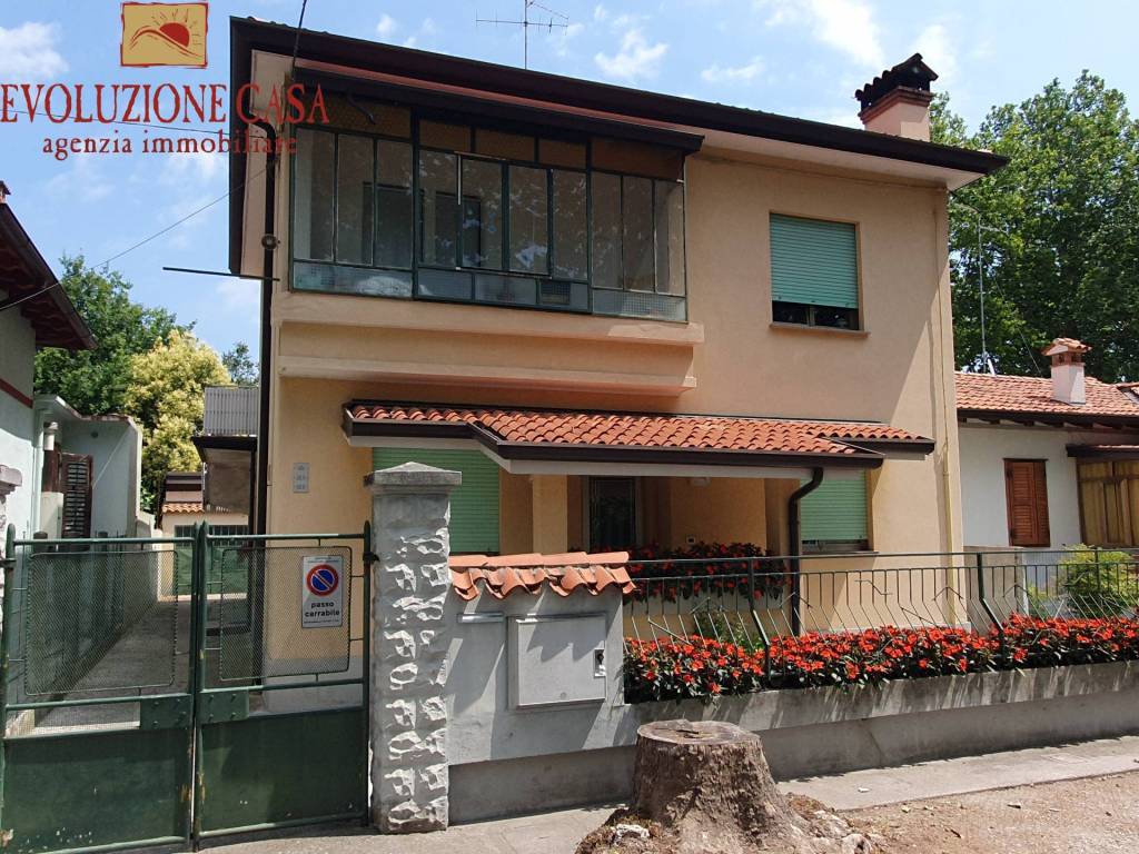 Appartamento a Ronchi dei legionari in via xxiv maggio, 123 - Foto 2