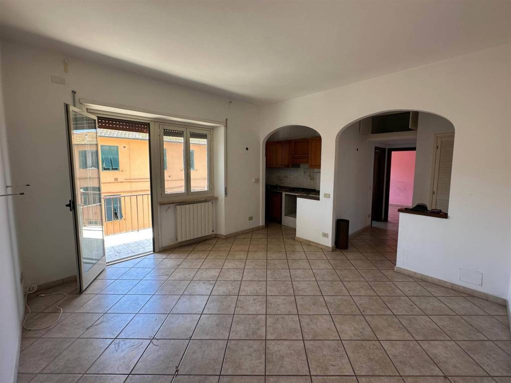 Appartamento a Orbetello in Via Oscar Fanteria, 6 - Foto 3