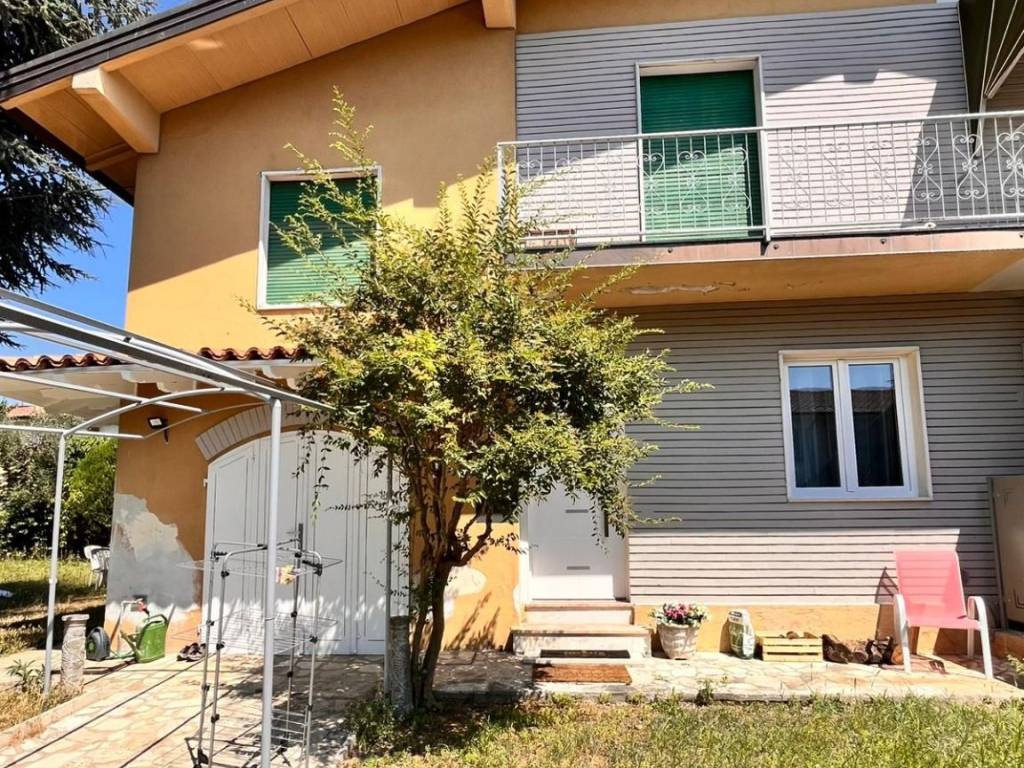 Villa a San felice del benaco in Via Angela Rosina - Foto 2