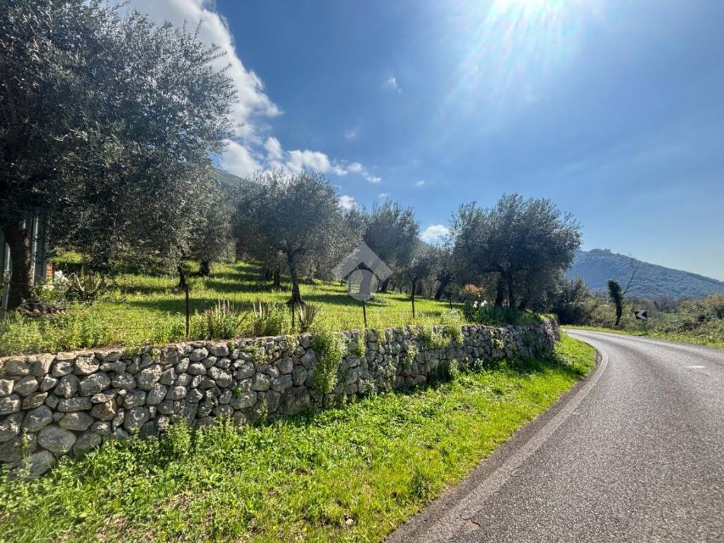 Terreno a Sermoneta in VIA ABBADIA, 1 - Foto 2