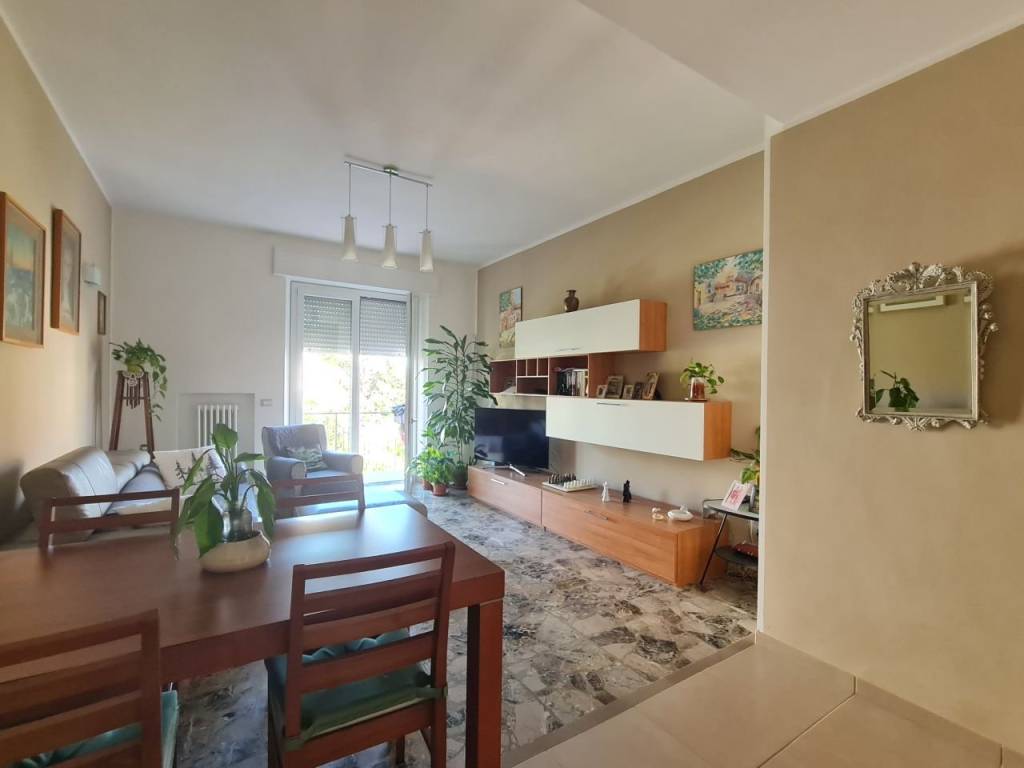 Appartamento a Jesi in Viale Giuseppe Verdi - Foto 4