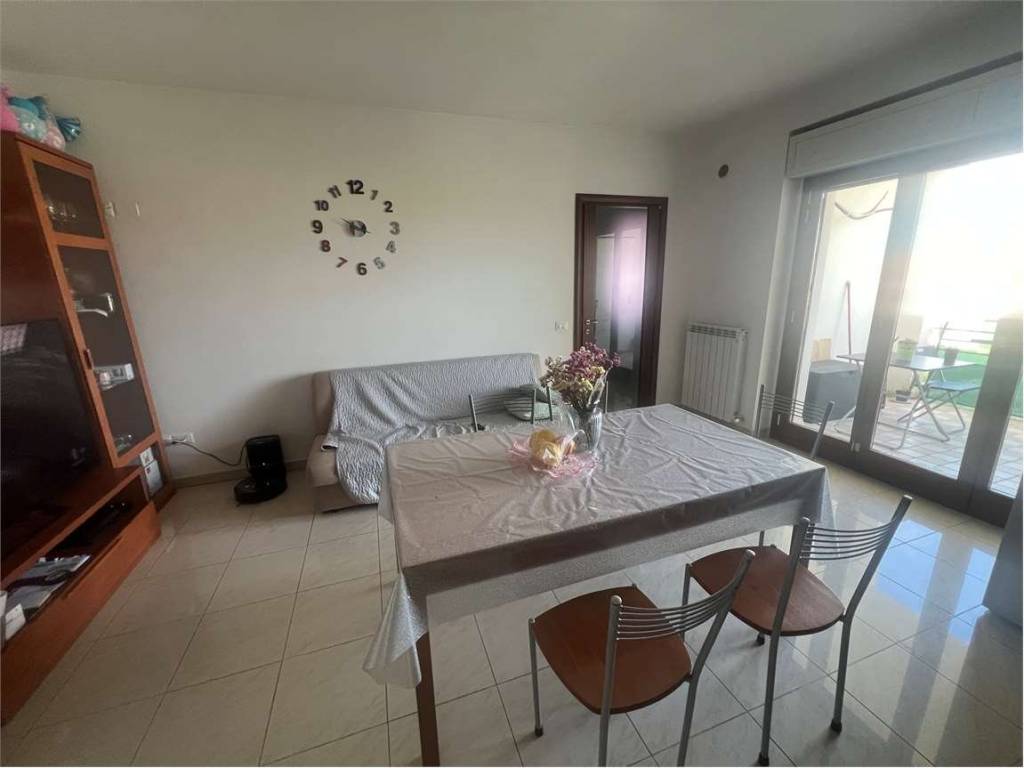 Appartamento a Manoppello in Via Galileo Galilei - Foto 4