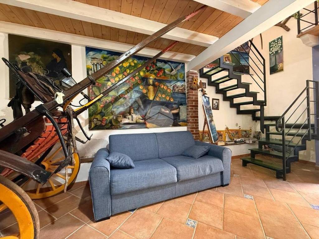 Casa indipendente a Castellammare del golfo in Via Giacomo Medici, 33 - Foto 3