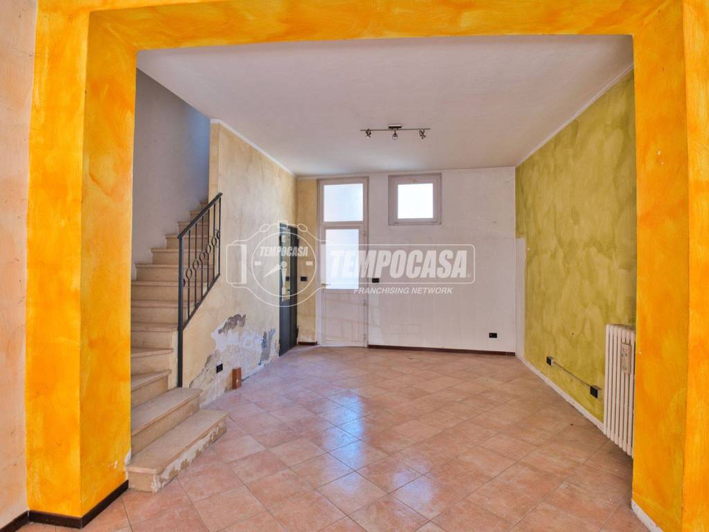 Appartamento a Galliate in Via Pietro Custodi - Foto 5
