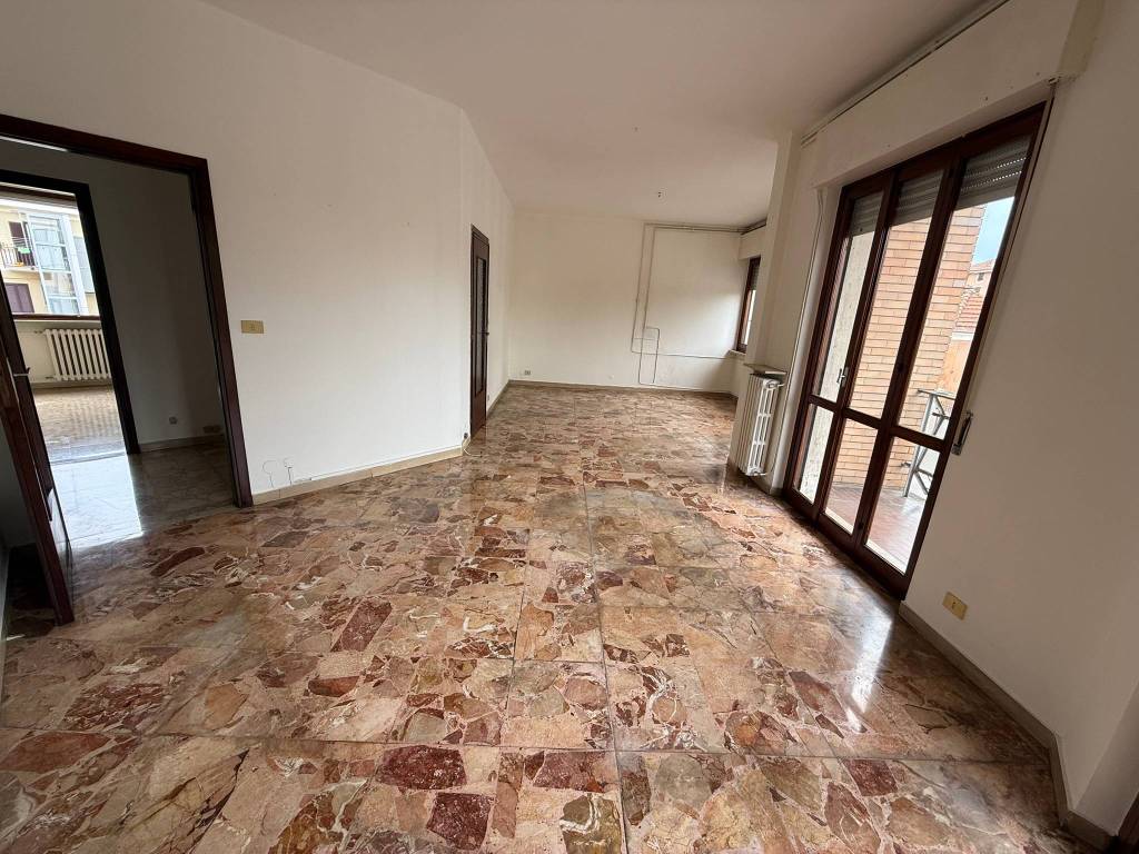 Appartamento a Alessandria in Via Mario Maggioli - Foto 3