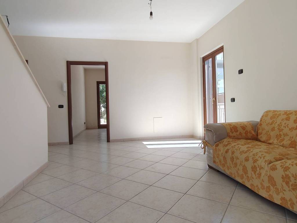 Villa a Teverola in Via Fratte, 19 - Foto 3