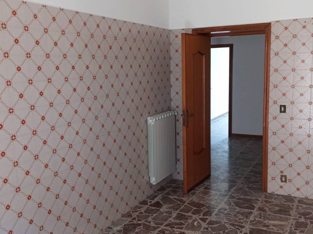 Appartamento a Cagnano varano in Via Puglia, 5 - Foto 4