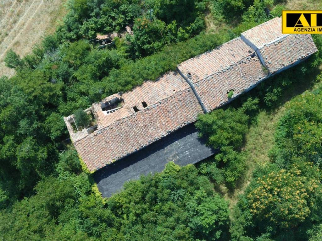 Rustico / casale a Fabriano in Frazione Marisco - Foto 2