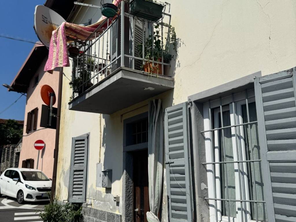 Appartamento a Besozzo in Piazza 10 Settembre - Foto 3