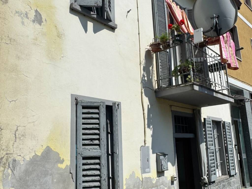 Appartamento a Besozzo in Piazza 10 Settembre - Foto 4