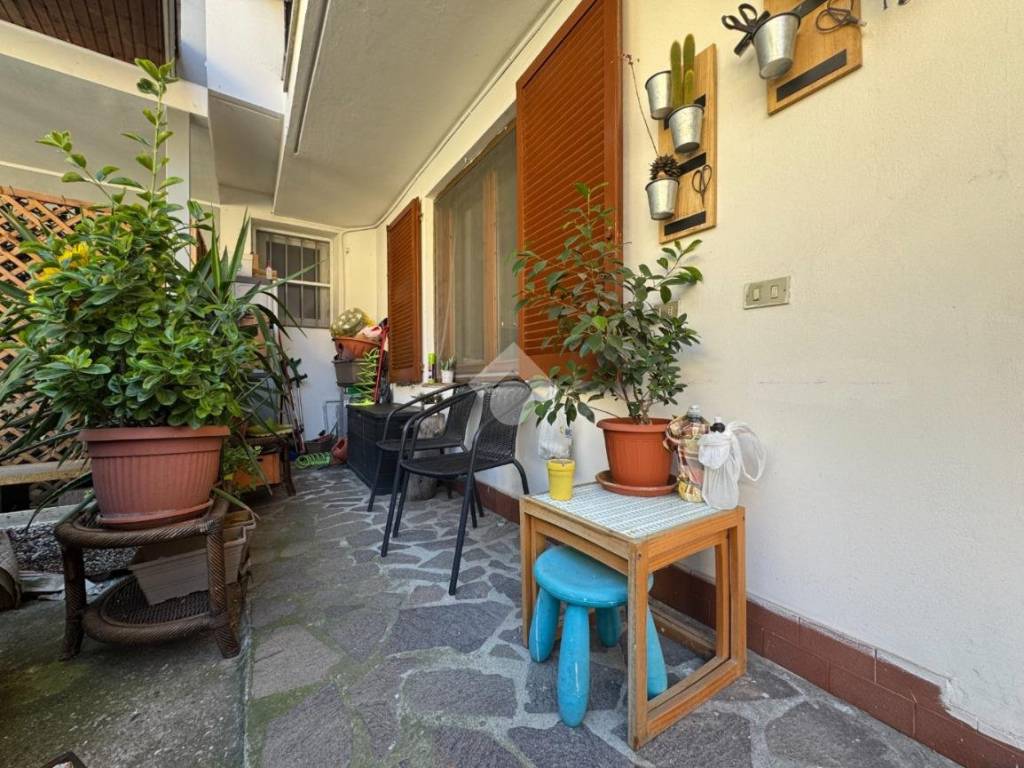 Appartamento a Galliate in Via A. Manzoni, 31 - Foto 2