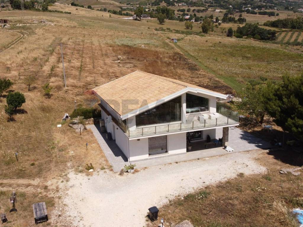 Villa a Piana degli albanesi in CONTRADA CASALOTTO - Foto 4