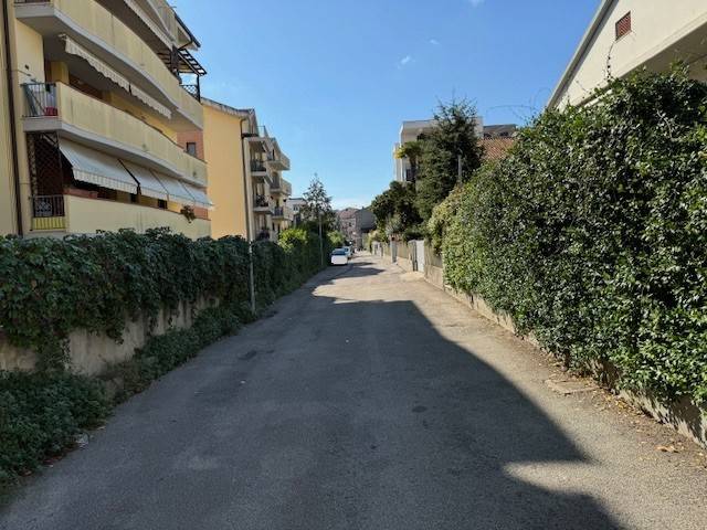Appartamento a Montesilvano in Via Sinni - Foto 4